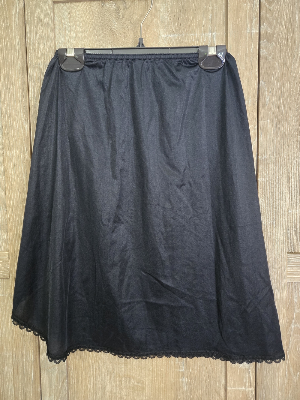 🎁 FREE Black UnderSkirt with Lace Trim Size Small